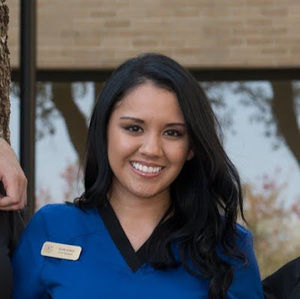 Meet your Posher, Elisa